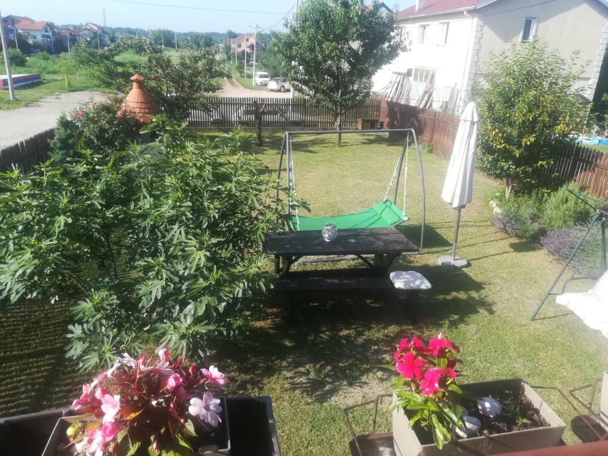 Anejo Apartment Белград Екстериор снимка