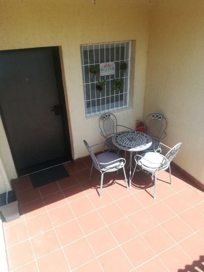 Anejo Apartment Белград Екстериор снимка